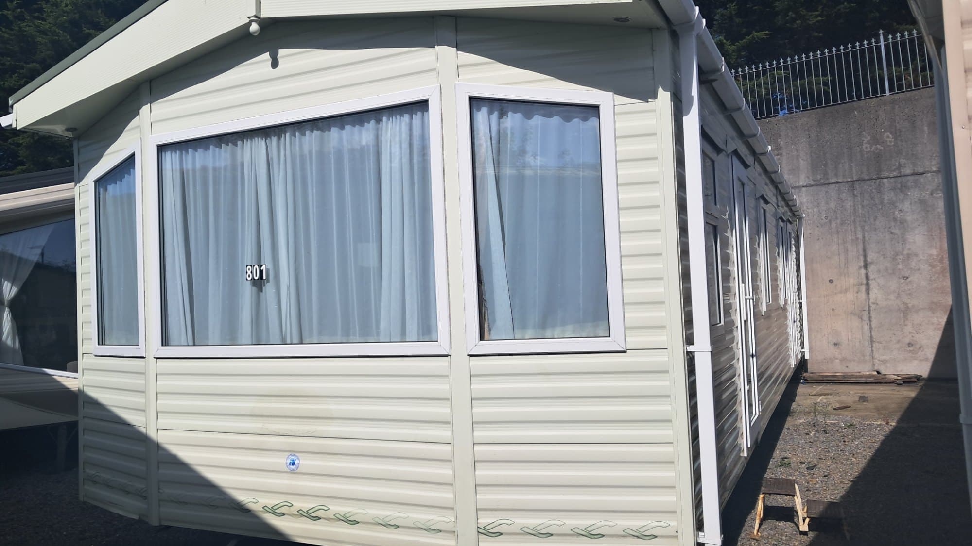 Pemberton mobile home